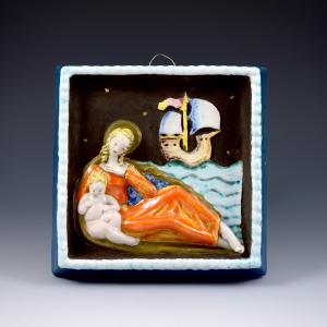 Piastra Madonna con Bambino, mare e veliero